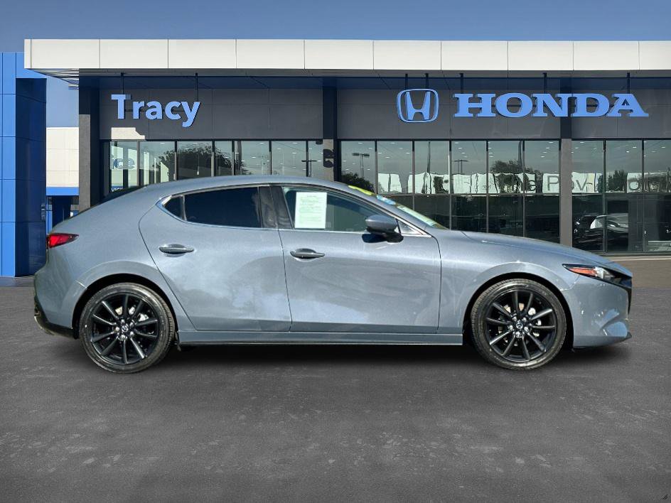 Used 2020 MAZDA MAZDA3 Hatchback w/ Premium Package image 3