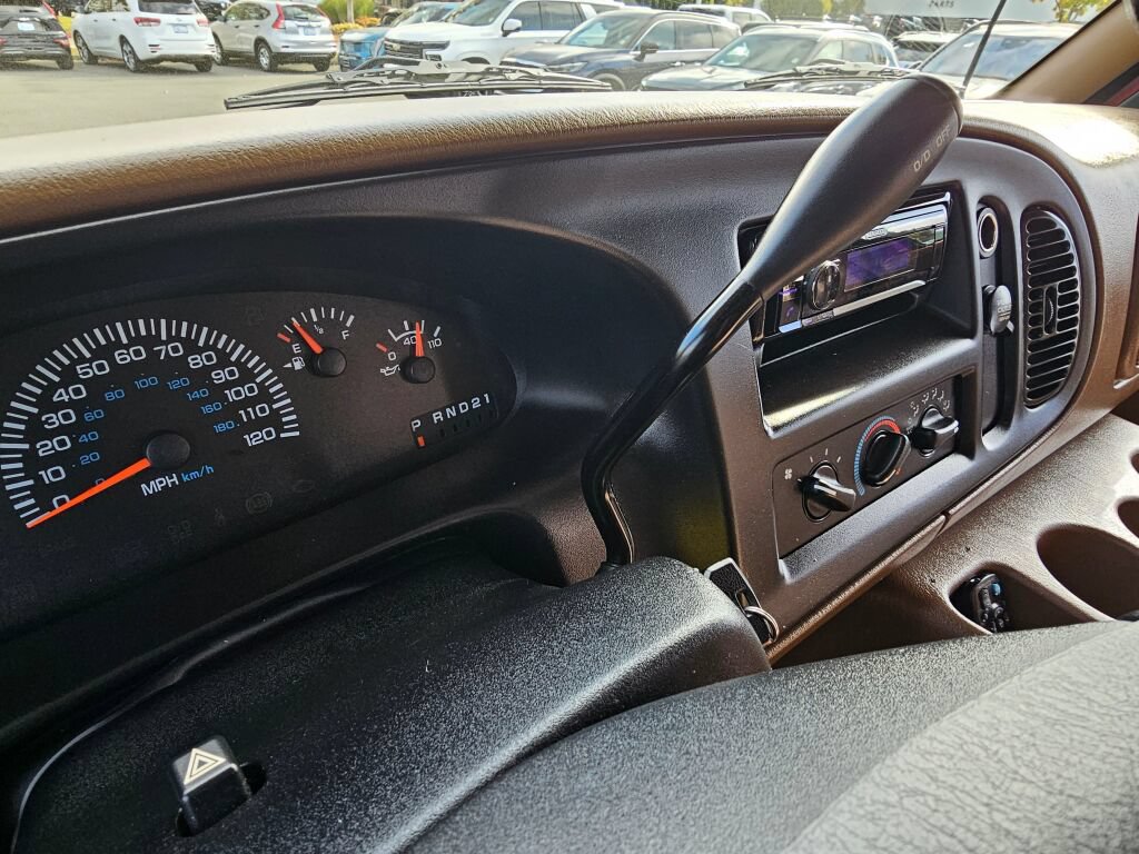 Used 2000 Dodge B2500 RWD image 23
