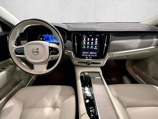 Used 2025 Volvo V90 B6 Cross Country Plus w/ Protection Package Premier AWD/4WD image 16