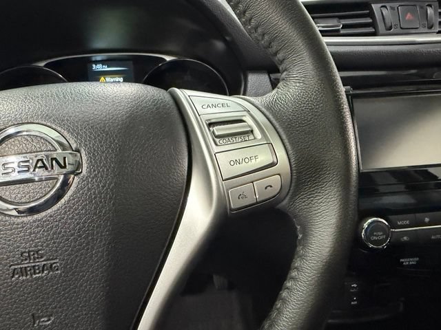 Used 2015 Nissan Rogue SL w/ SL Premium Package AWD/4WD image 18