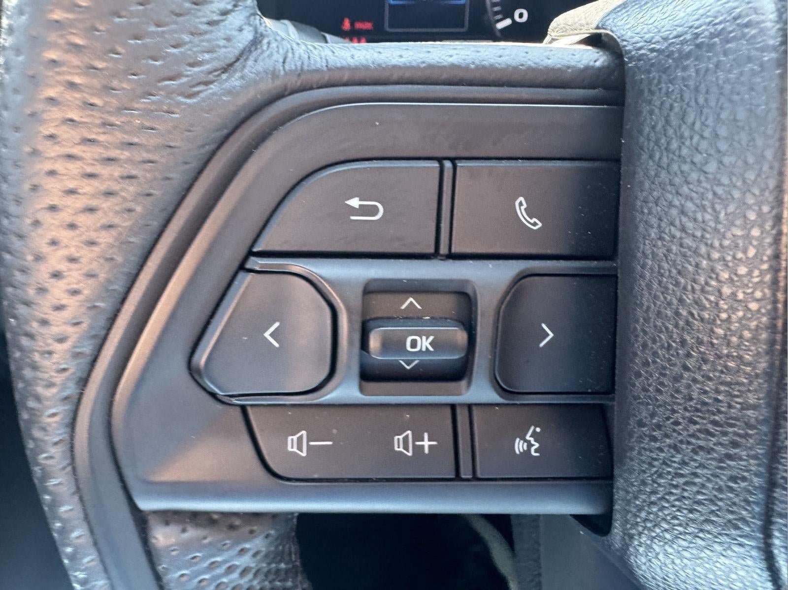 Used 2025 Toyota Tundra TRD Pro AWD/4WD image 13