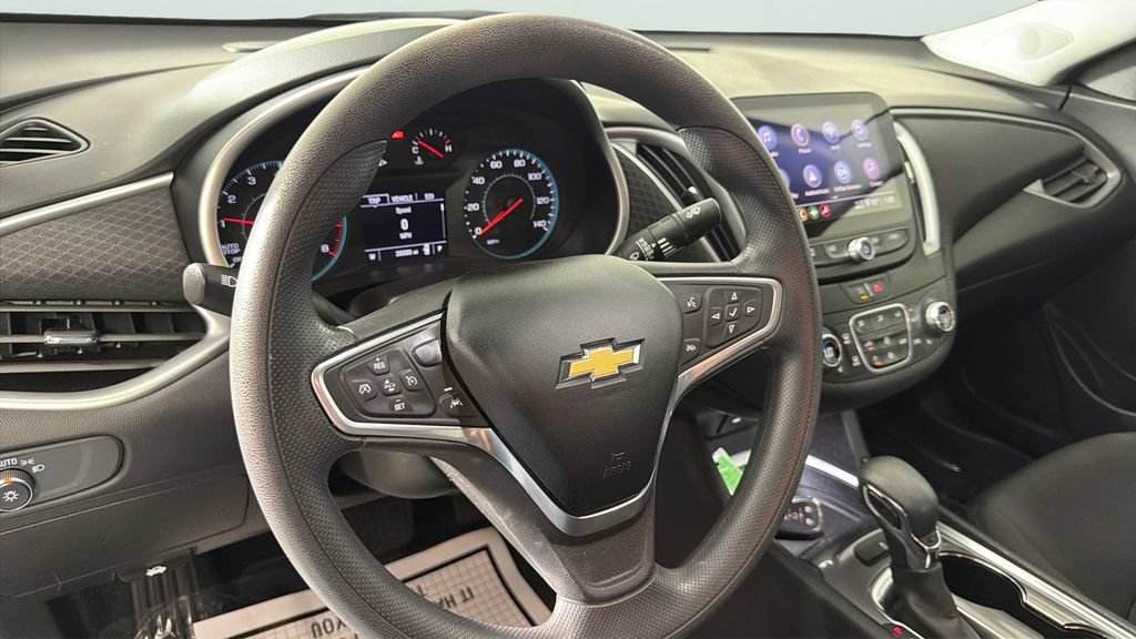 Used 2023 Chevrolet Malibu LT FWD image 21