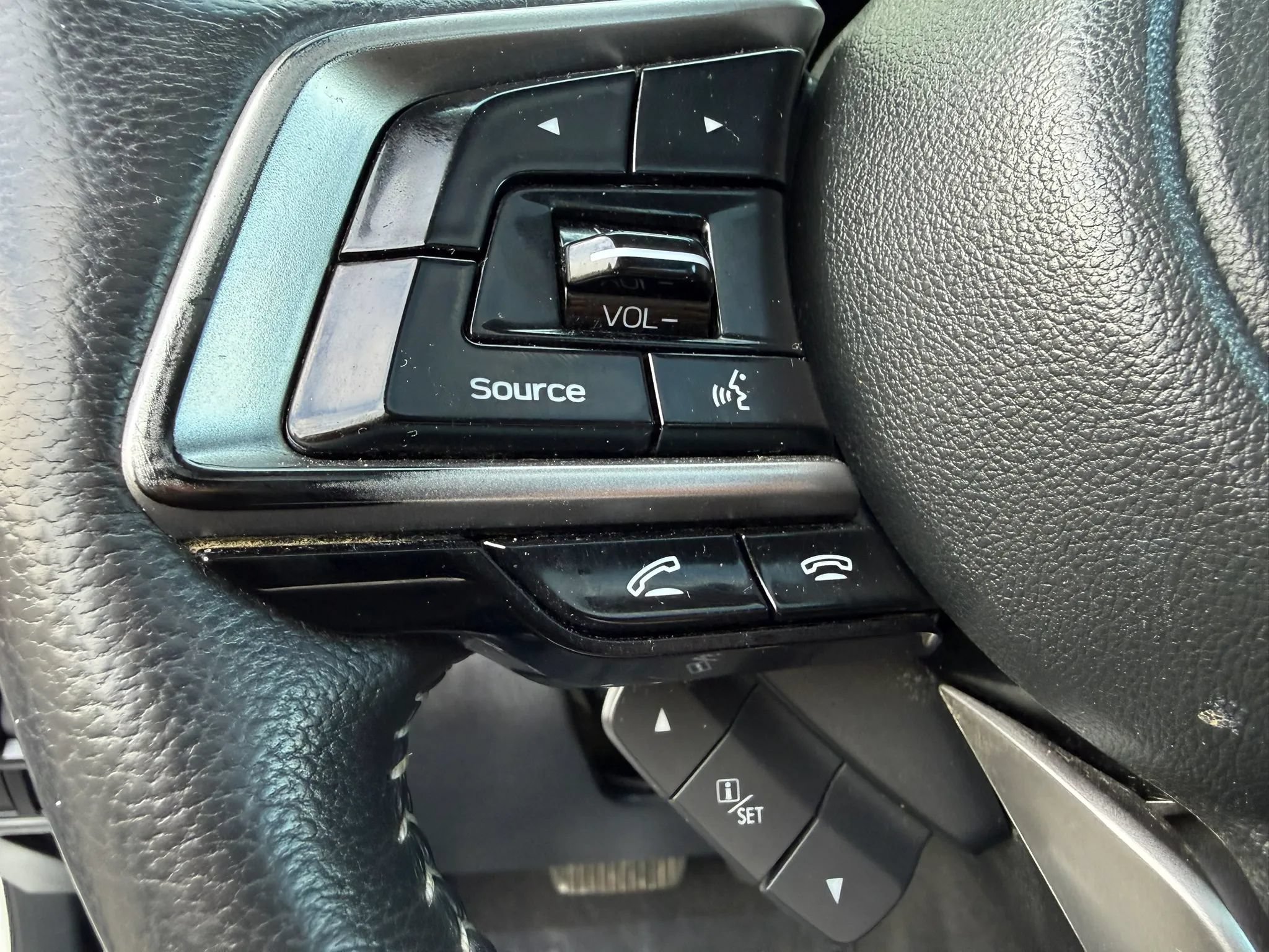 Used 2019 Subaru Outback 3.6R Touring AWD/4WD image 21