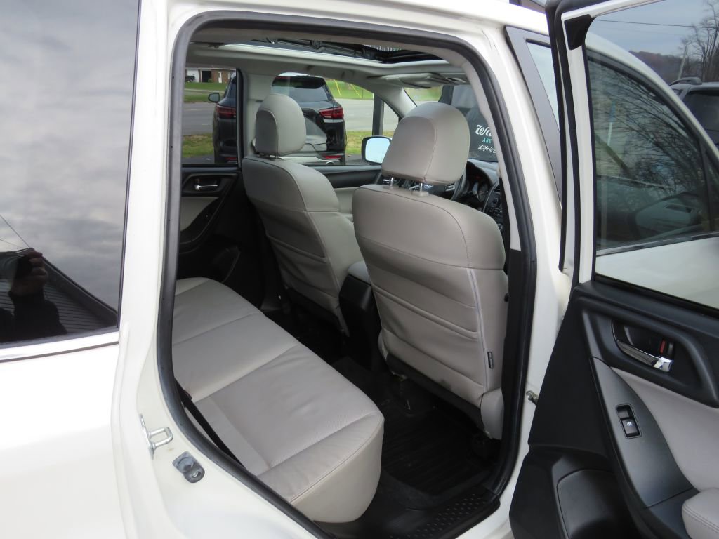 Used 2014 Subaru Forester 2.5i Limited image 31