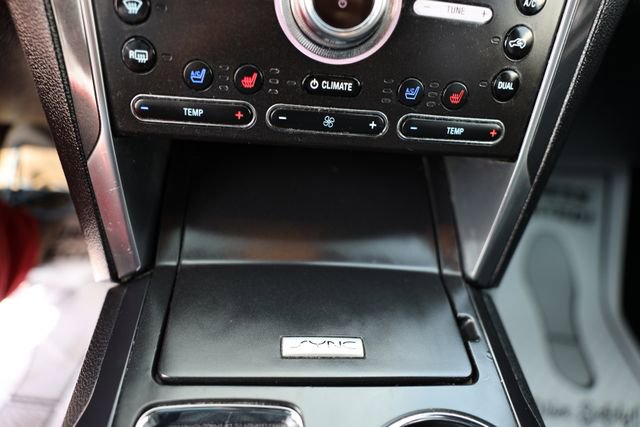 Used 2019 Ford Explorer Limited w/ Class III Trailer Tow Package image 32