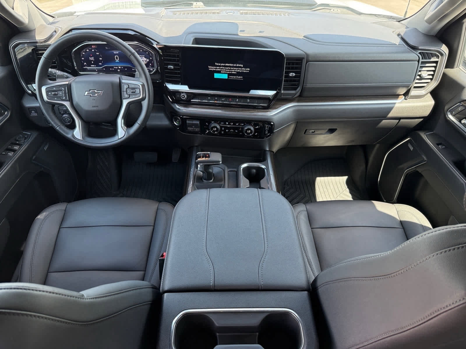 Used 2024 Chevrolet Silverado 1500 LT Trail Boss w/ Convenience Package II AWD/4WD image 12
