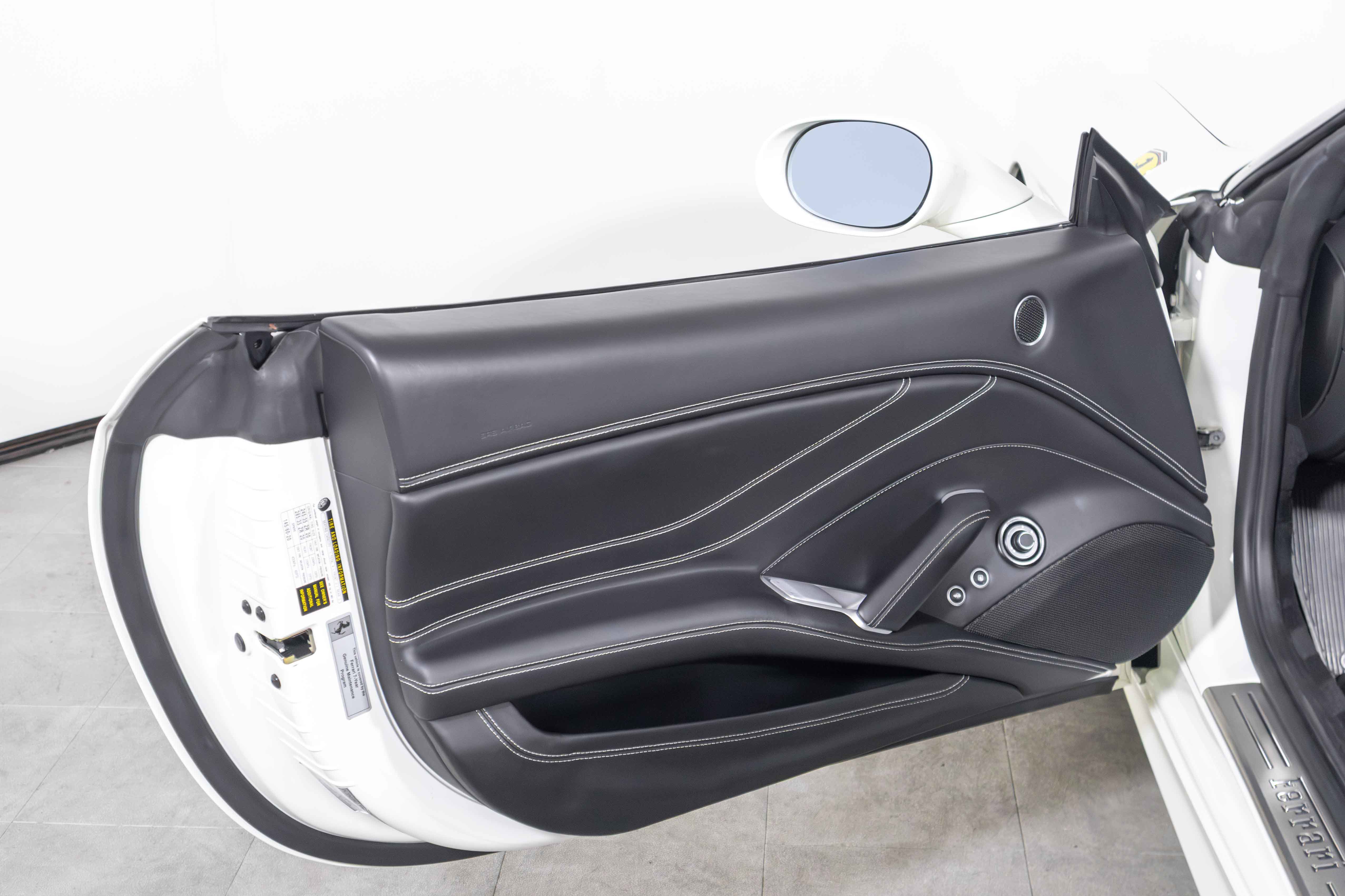 Certified 2016 Ferrari California T image 45