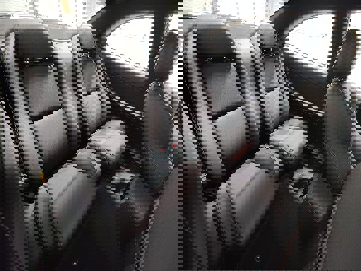 Used 2004 Pontiac GTO image 14