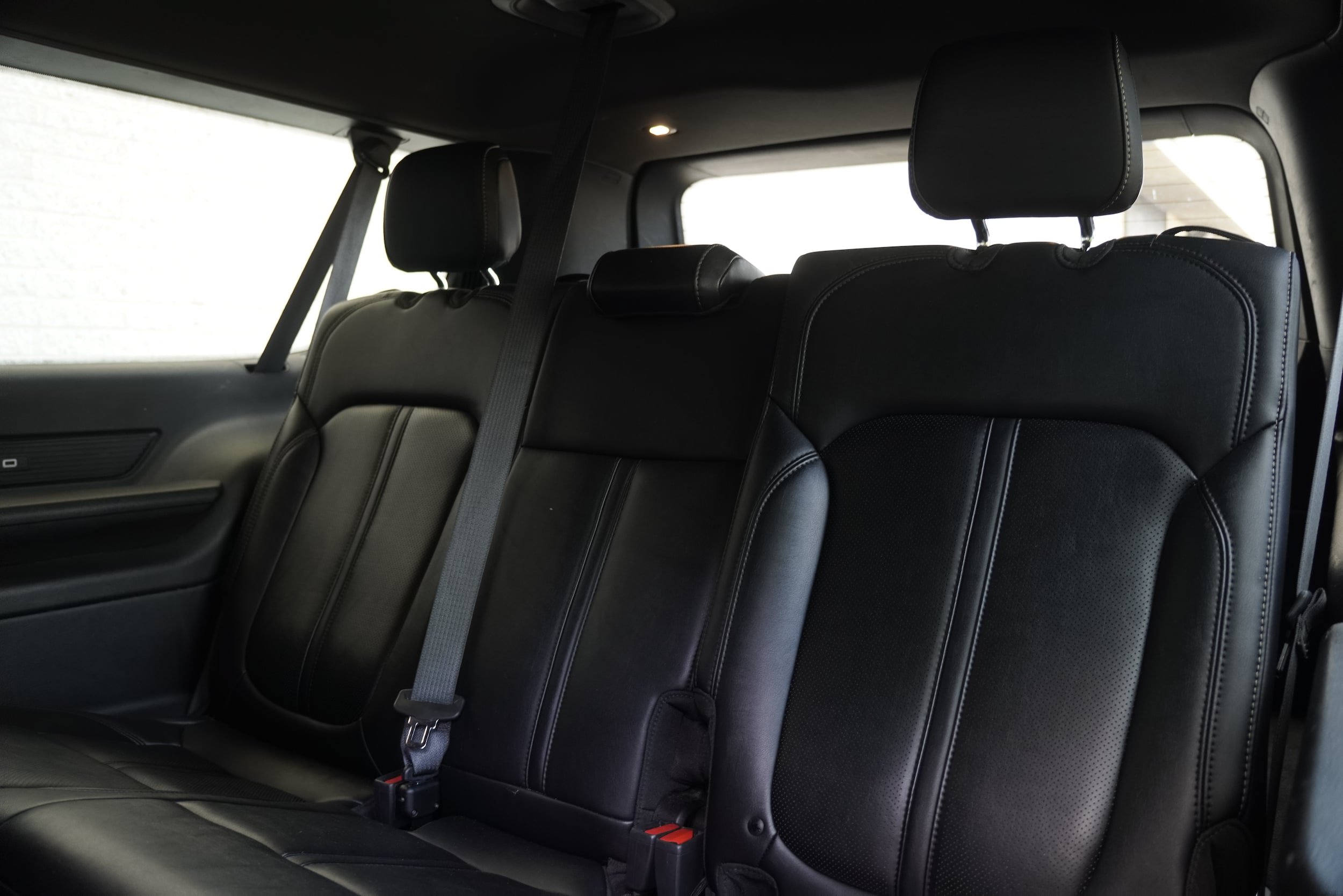 Used 2024 Jeep Wagoneer L Series II w/ Flexible Seating Group RWD image 28