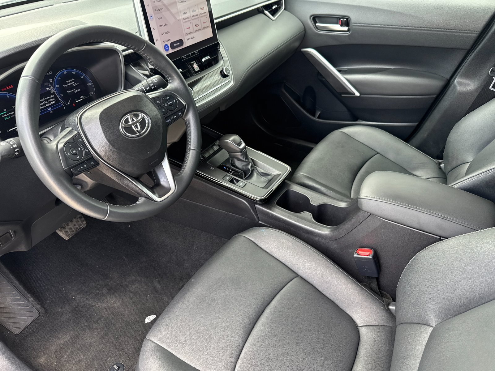 Certified 2026 Toyota Corolla Cross XLE FWD image 9