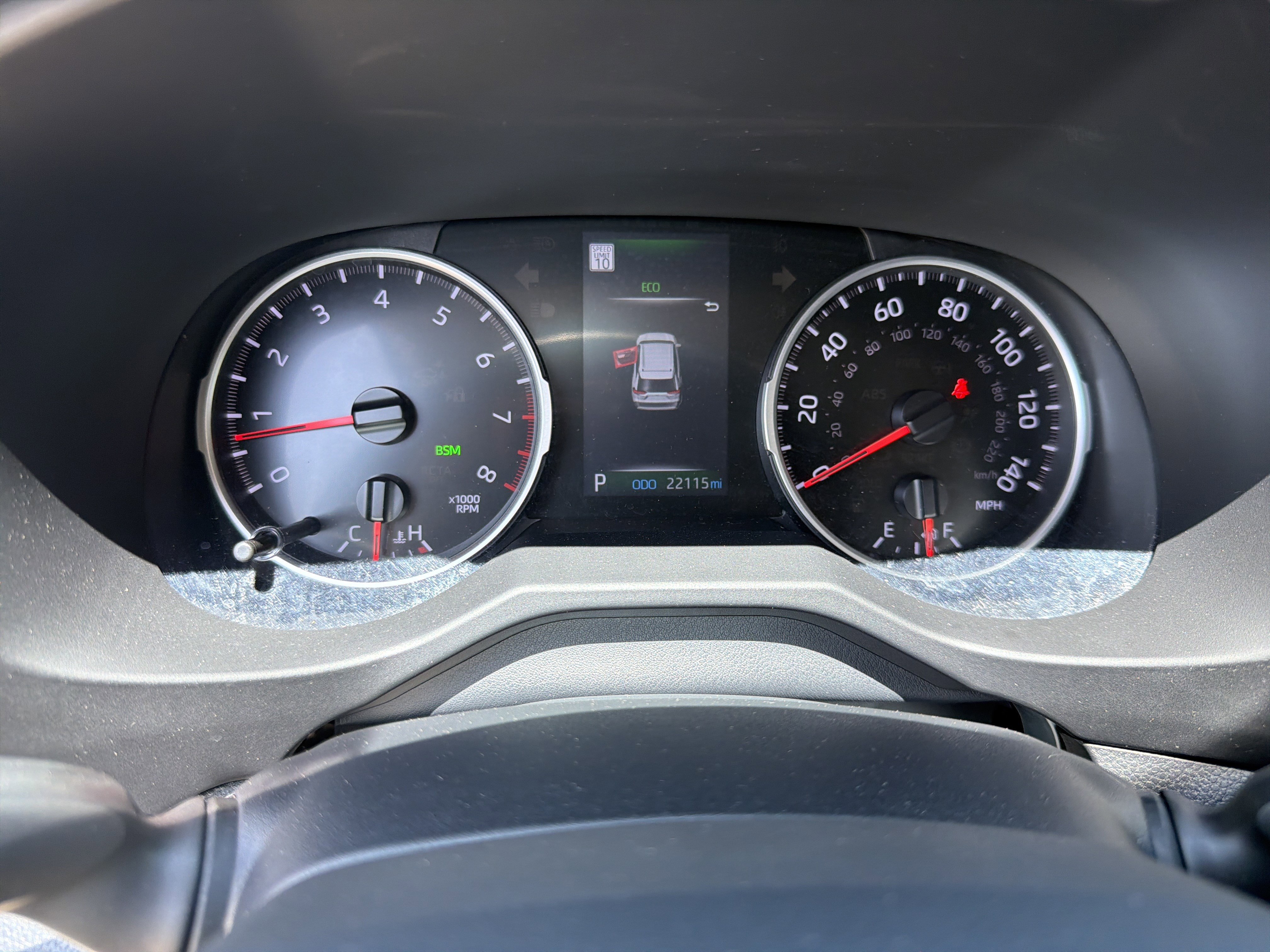 Used 2022 Toyota RAV4 XLE FWD image 33