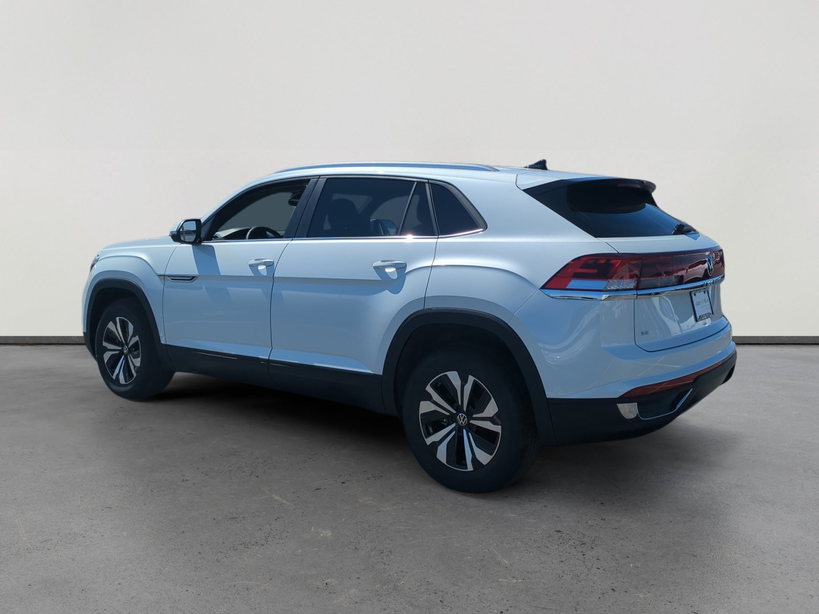 New 2026 Volkswagen Atlas Cross Sport SE image 3