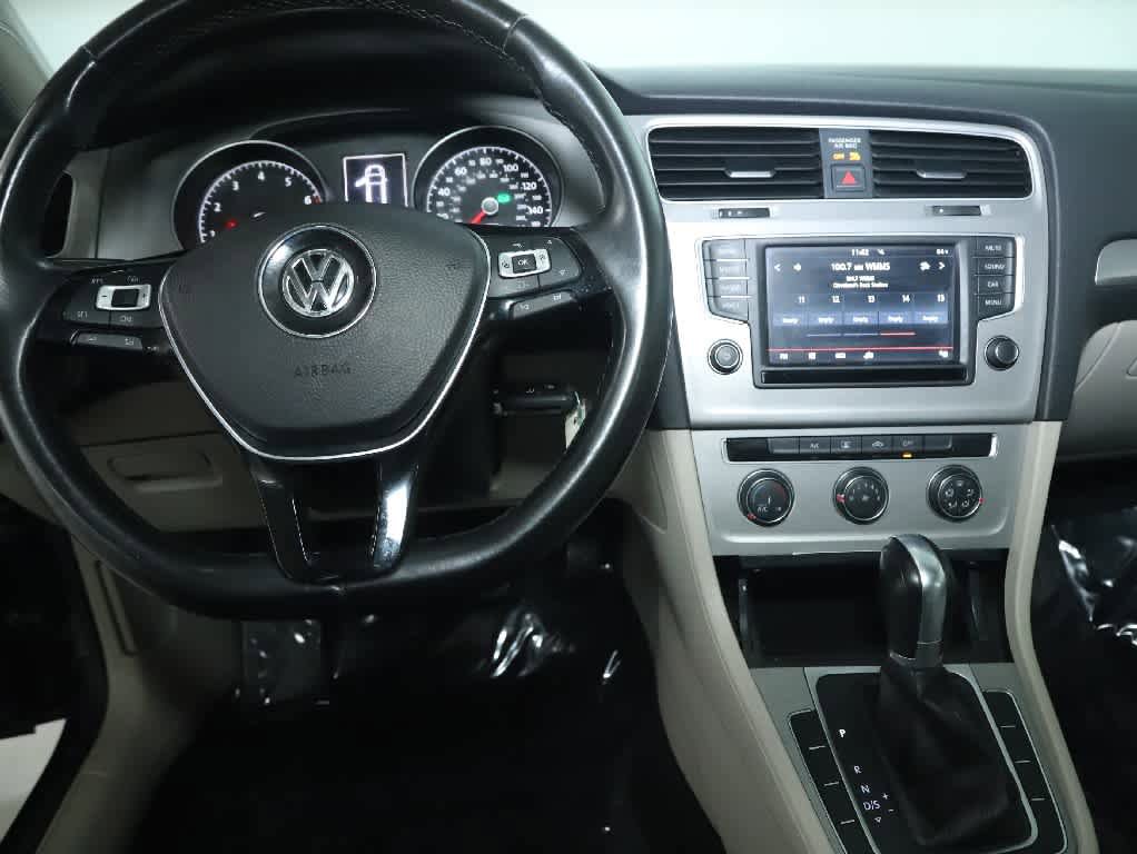 Used 2016 Volkswagen Golf S FWD image 26