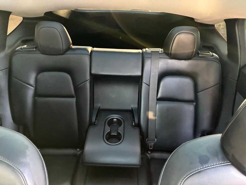 Used 2021 Tesla Model Y Long Range image 16