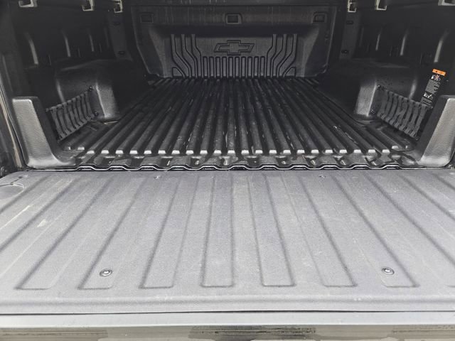 Used 2023 Chevrolet Silverado 1500 LT AWD/4WD image 31