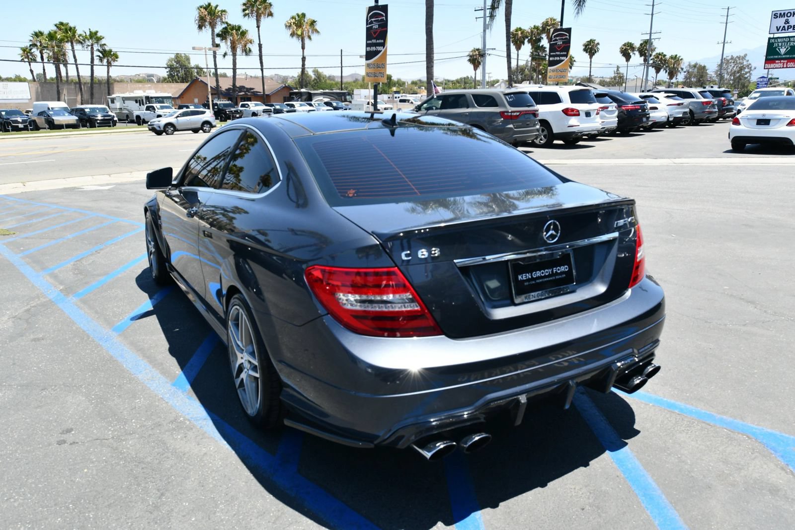 Used 2012 Mercedes-Benz C 63 AMG Coupe w/ Comand 6-disc Pkg image 6