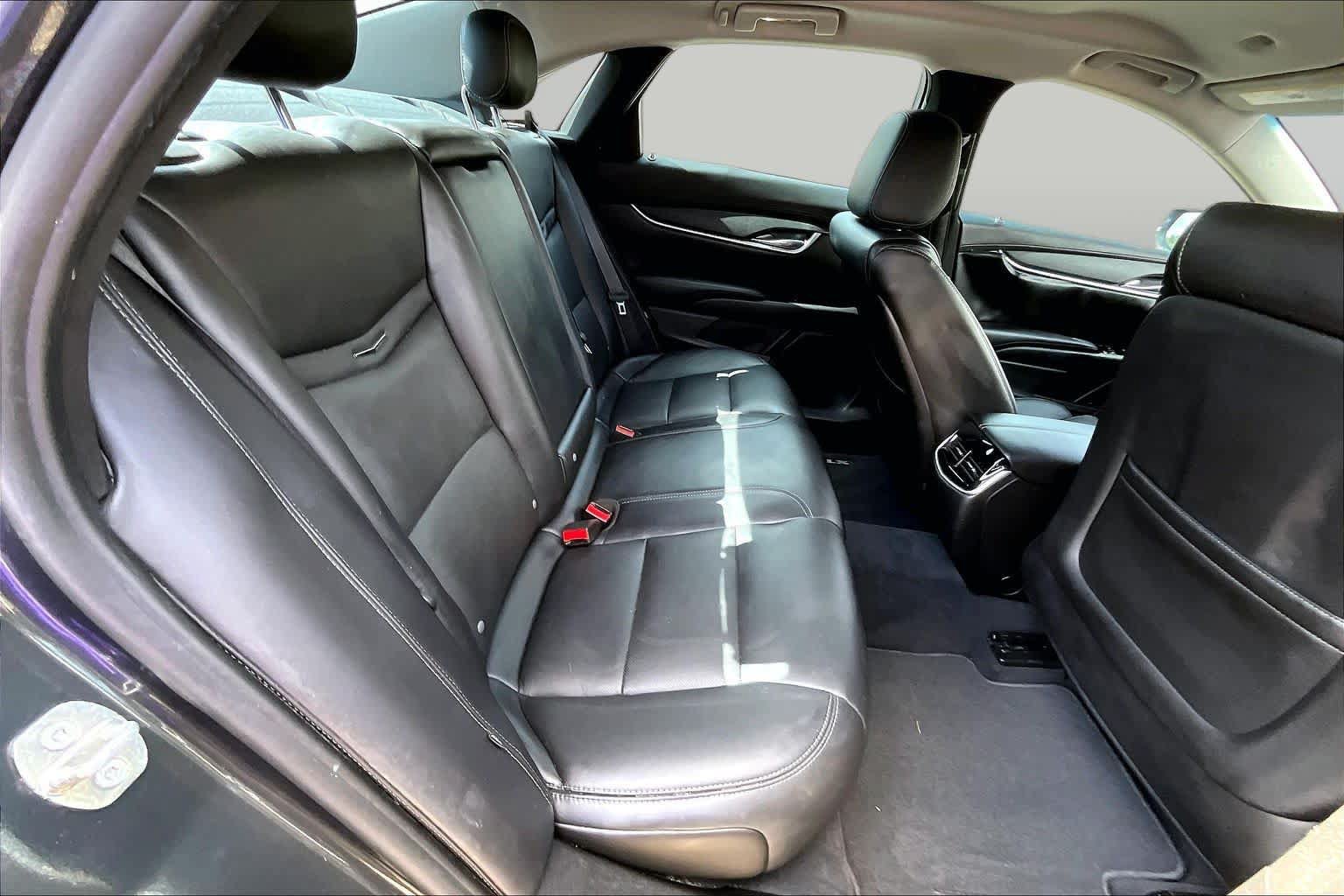 Used 2015 Cadillac XTS FWD image 20