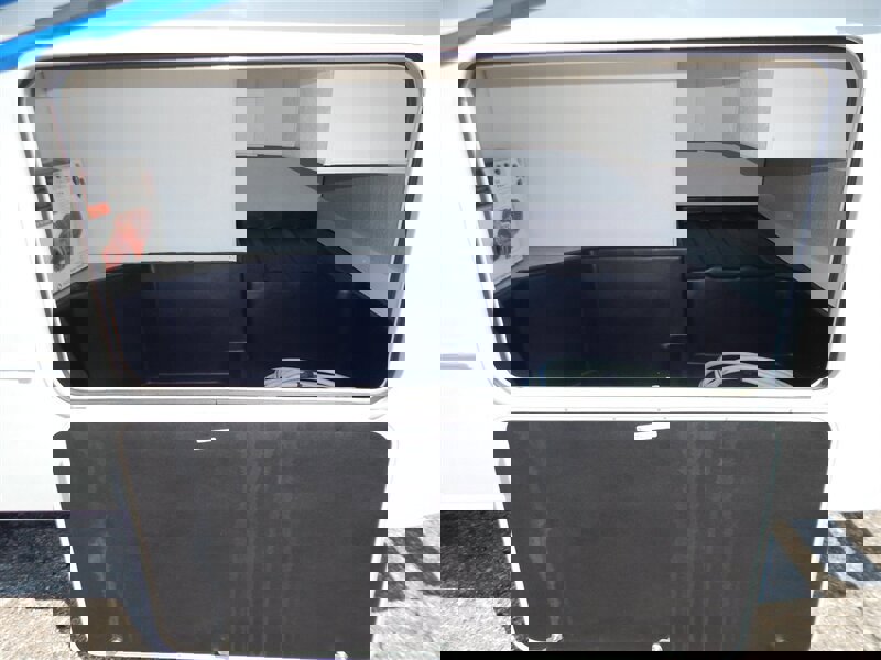 Used 2022 Ford E-450 and Econoline 450 Super Duty w/ Motorhome Prep Package image 15