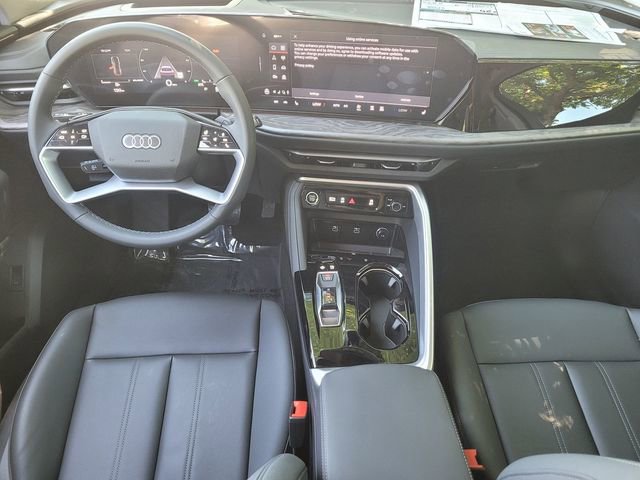 Used 2025 Audi Q5 Premium Plus w/ Premium Plus image 10