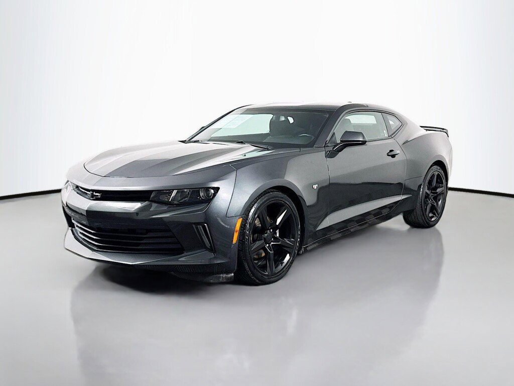 Used 2016 Chevrolet Camaro LT w/ Technology Package image 1