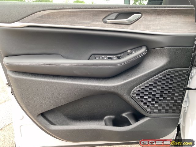 New 2026 Jeep Grand Cherokee Altitude AWD/4WD image 23