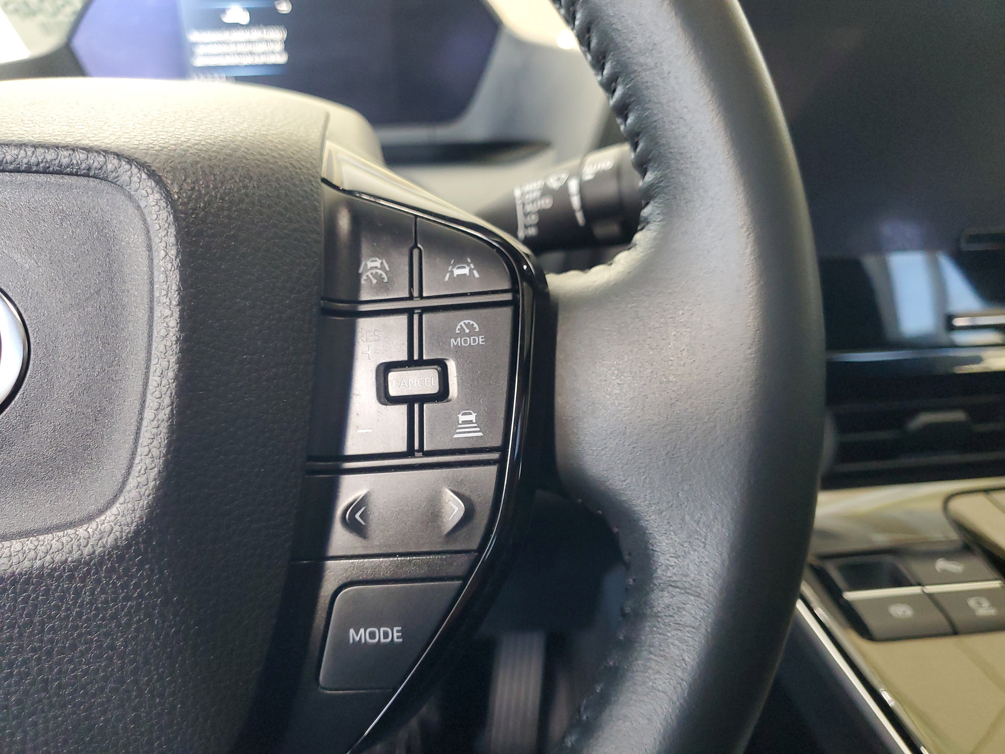 Used 2024 Toyota bZ4X XLE image 21