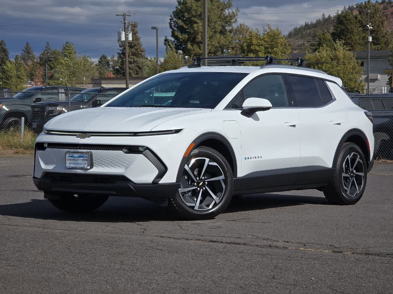 New 2026 Chevrolet Equinox EV LT AWD/4WD image 1