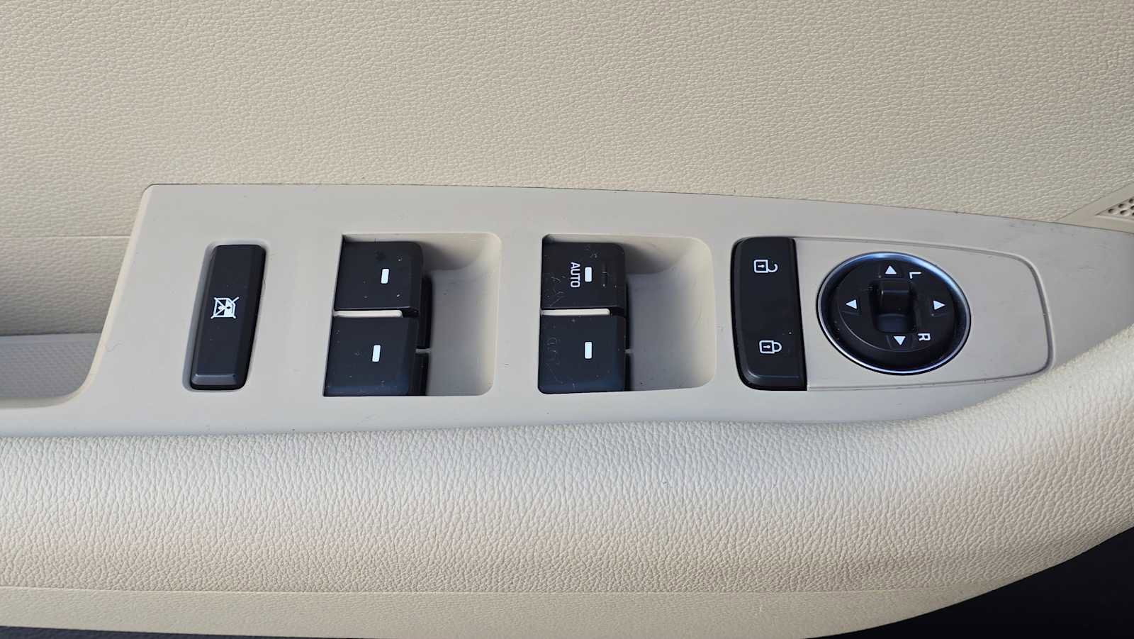 Used 2017 Hyundai Sonata SE image 27