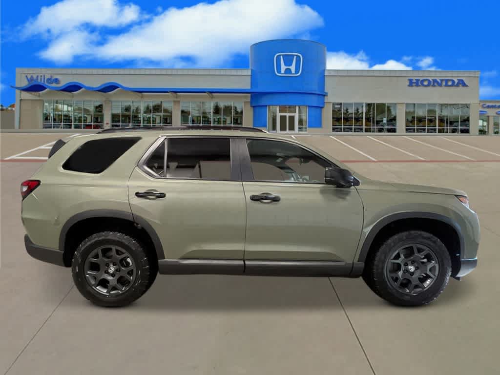 New 2026 Honda Pilot TrailSport image 8