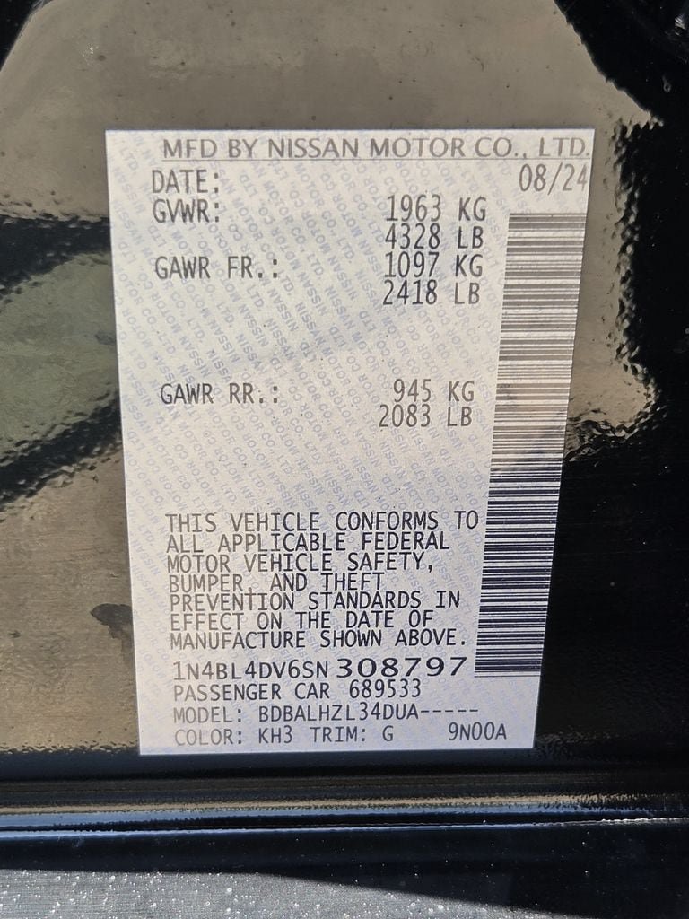 Used 2025 Nissan Altima 2.5 SV FWD image 31