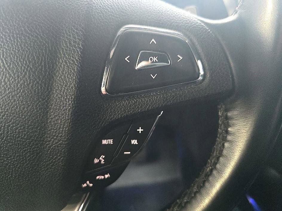 Used 2017 Lincoln MKC Select AWD/4WD image 19