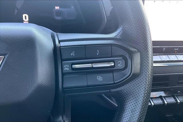 Used 2023 Chevrolet Colorado W/T image 12