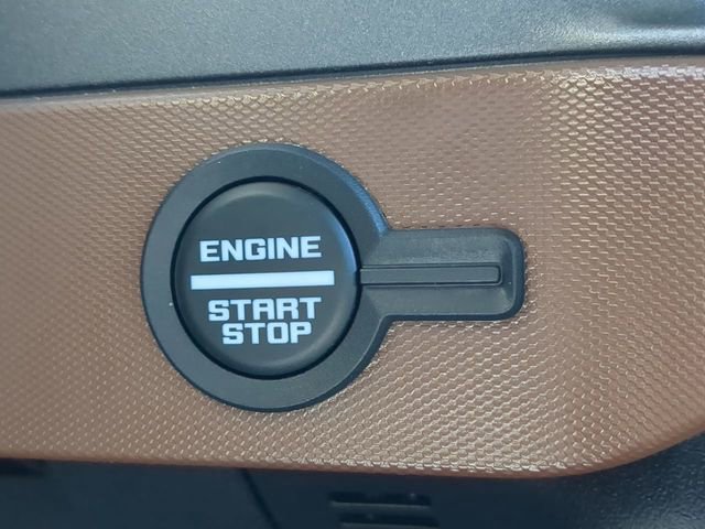 Used 2024 Ford Bronco Outer Banks image 16