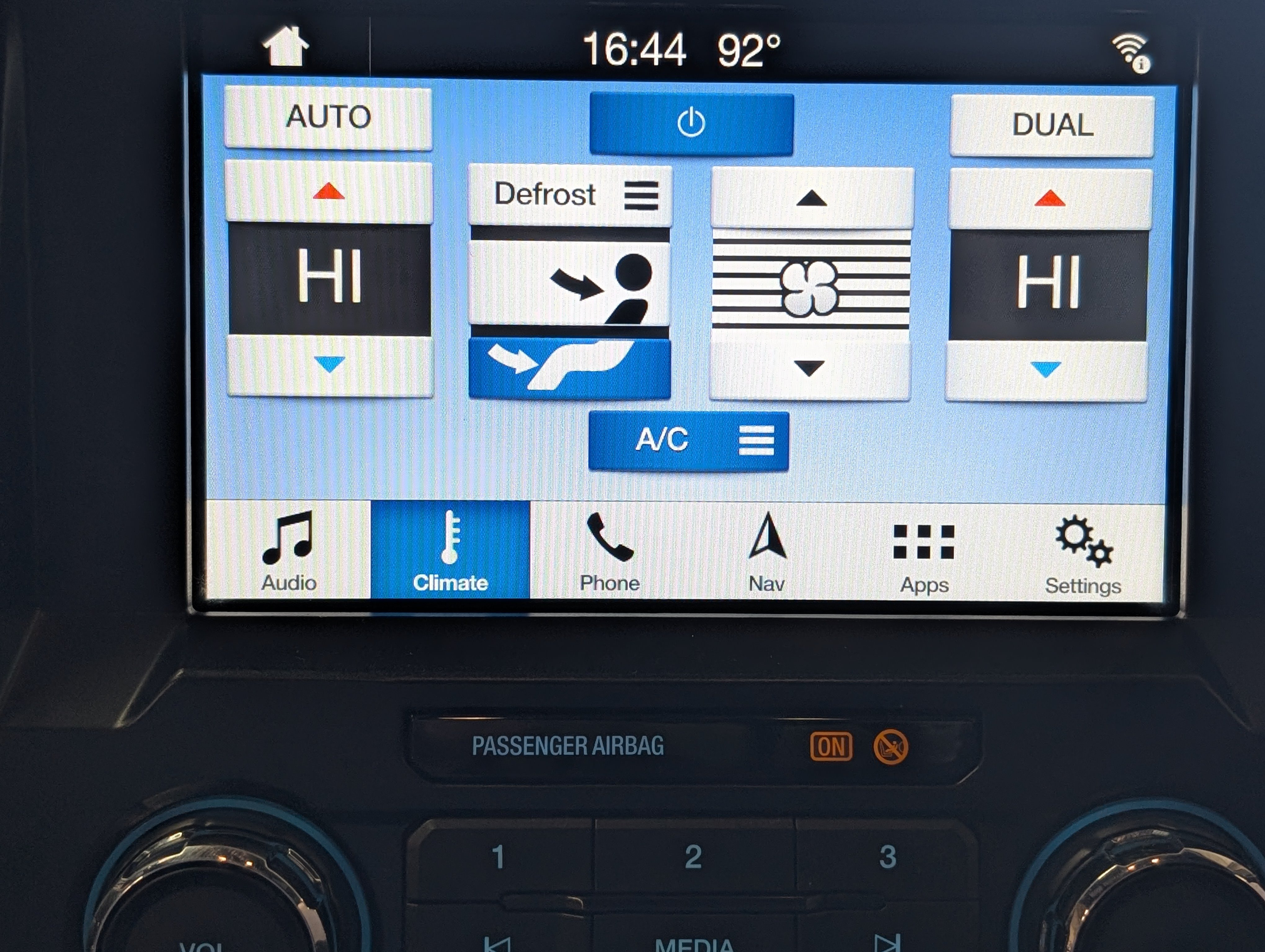 Used 2019 Ford F350 Lariat AWD/4WD image 21