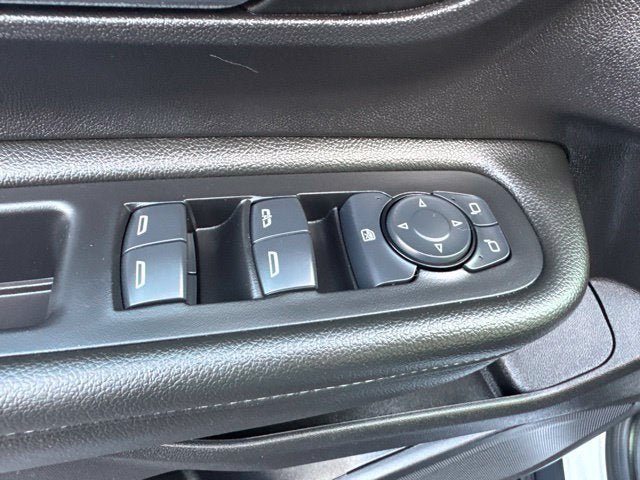 Used 2024 GMC Terrain SLE AWD/4WD image 9