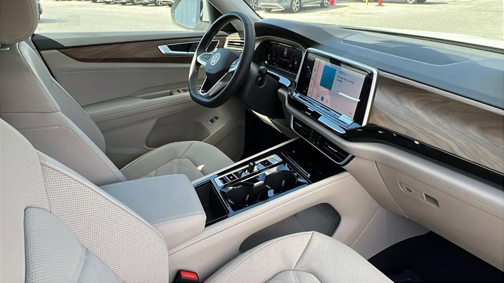 New 2026 Volkswagen Atlas SE image 9