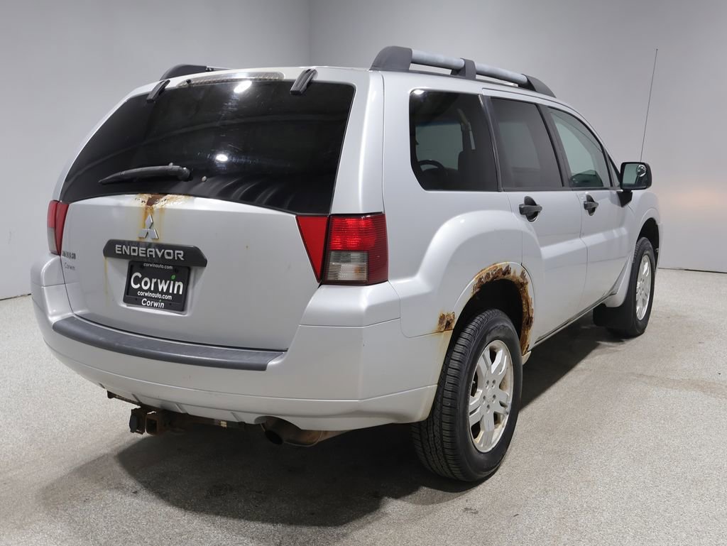 Used 2008 Mitsubishi Endeavor LS AWD/4WD image 2