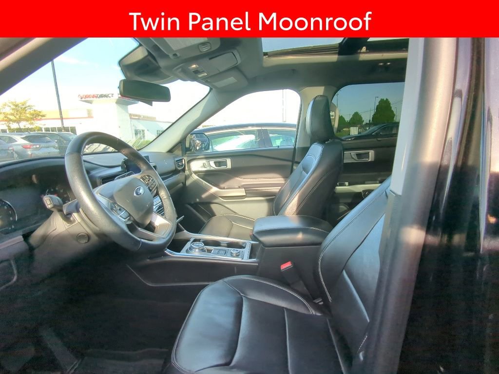 Used 2021 Ford Explorer Limited w/ Equipment Group 301A AWD/4WD image 4
