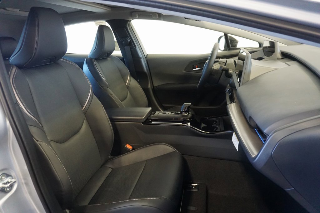 New 2026 Toyota Prius XLE image 25