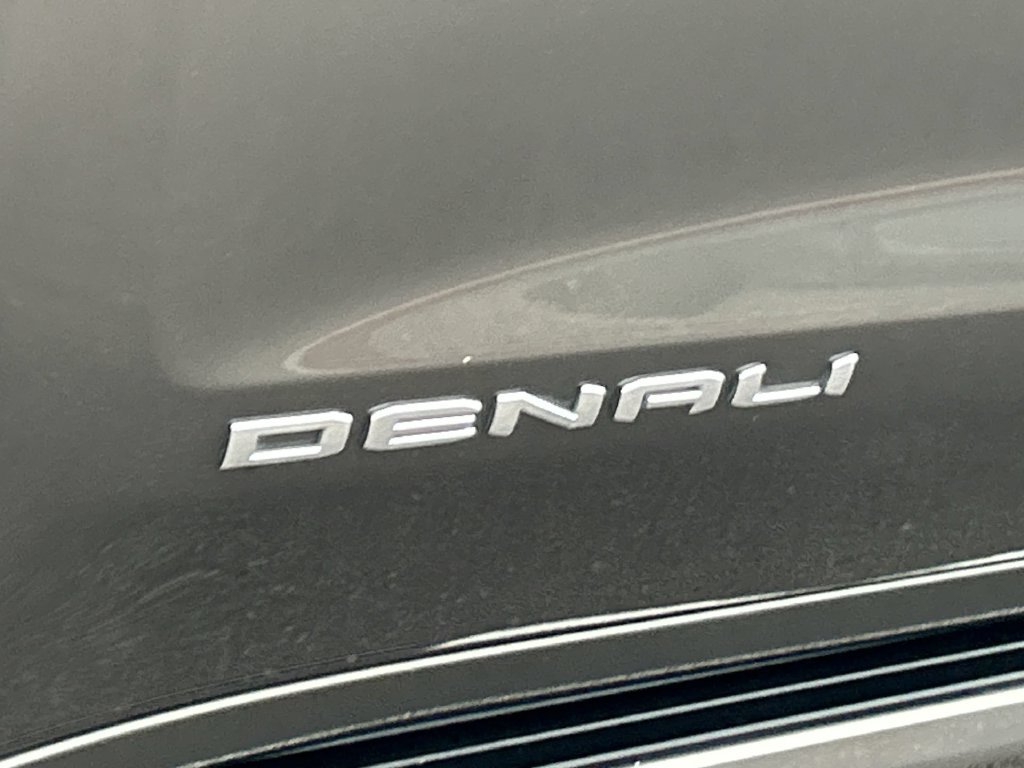 Used 2020 GMC Sierra 1500 Denali w/ Denali Ultimate Package AWD/4WD image 32