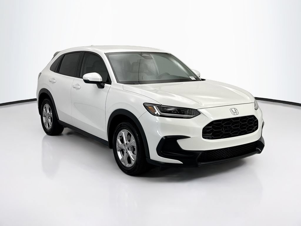 Used 2025 Honda HR-V LX image 3