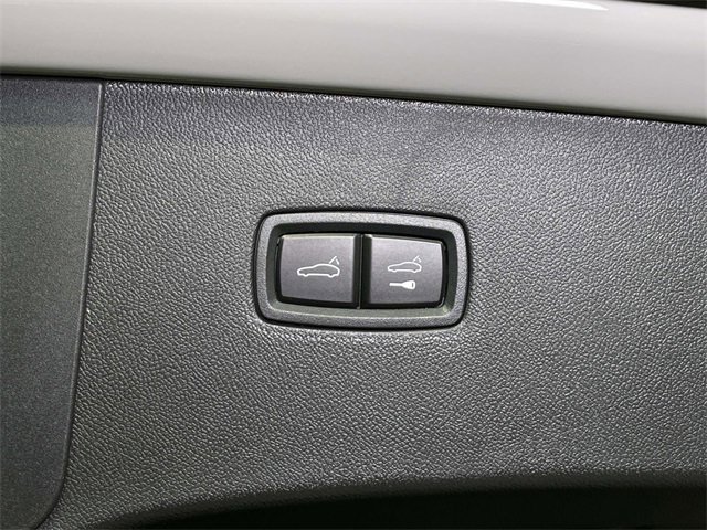 New 2026 Porsche Cayenne Coupe image 21