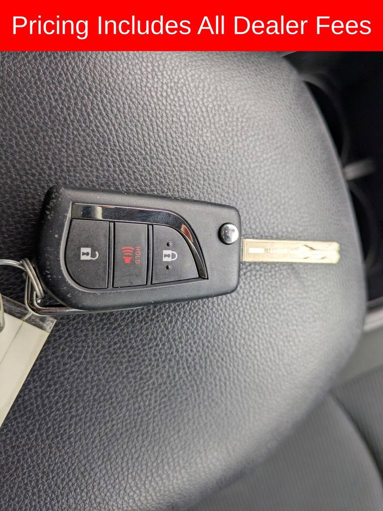 Certified 2024 Toyota RAV4 LE AWD/4WD image 30