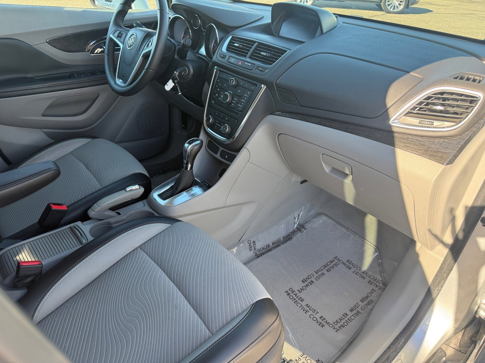 Used 2014 Buick Encore FWD image 24