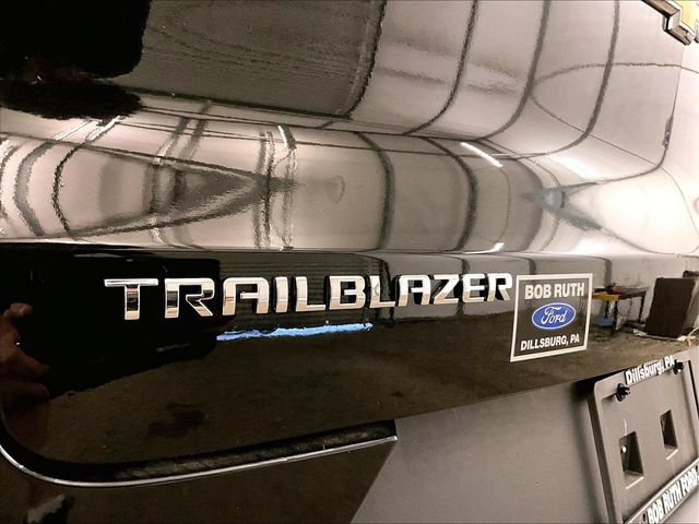 Used 2022 Chevrolet TrailBlazer LT FWD image 13