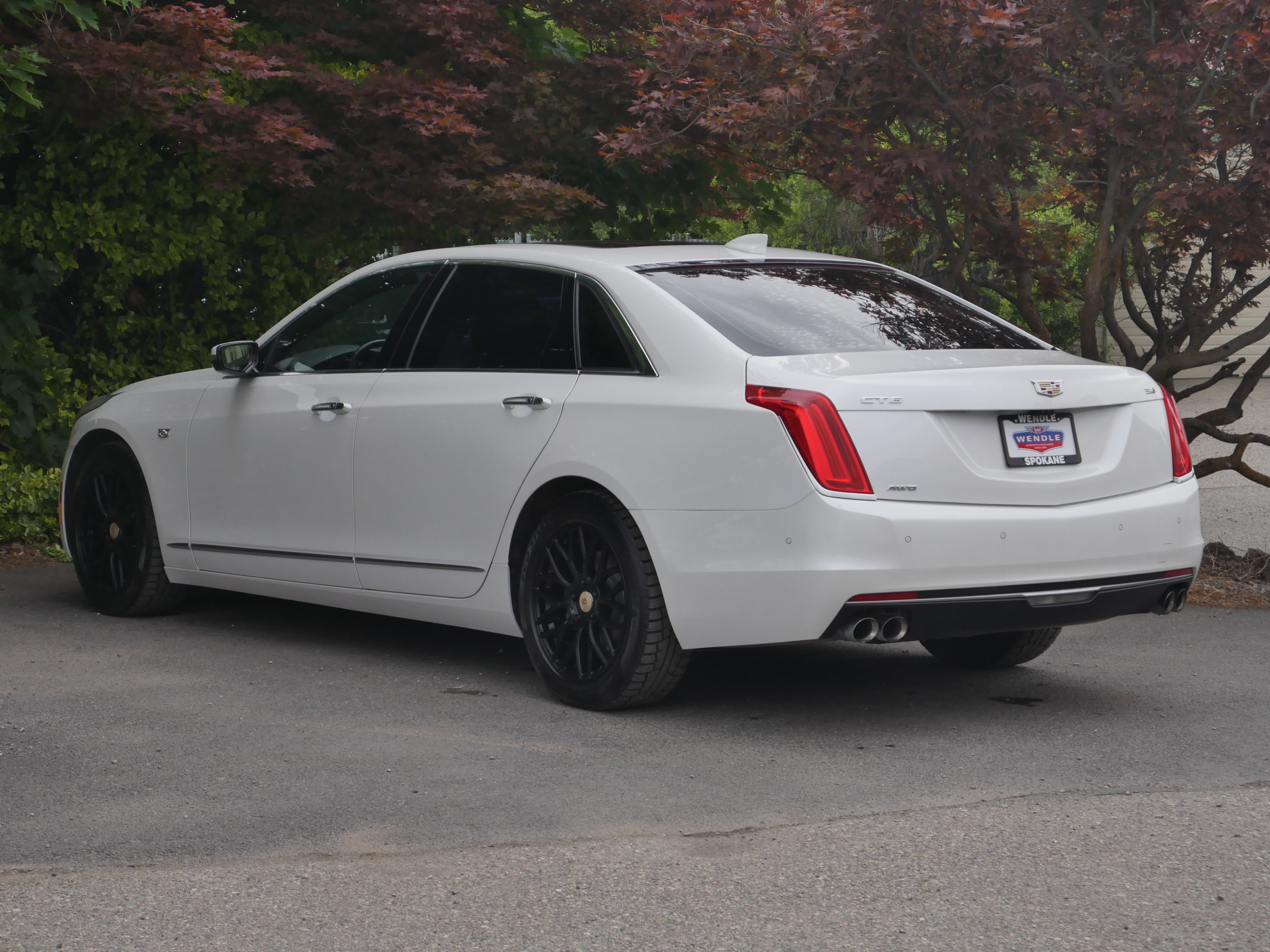 Used 2016 Cadillac CT6 Luxury w/ Active Chassis Package AWD/4WD image 19