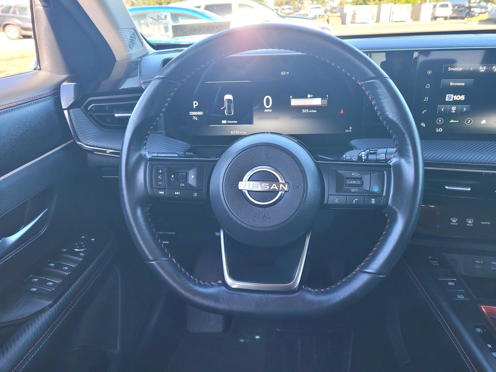 Used 2025 Nissan Kicks SR FWD image 18