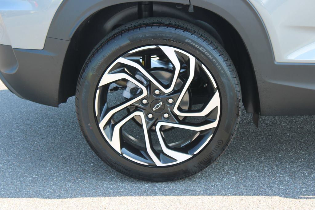 New 2026 Chevrolet TrailBlazer RS w/ Convenience Package FWD image 13