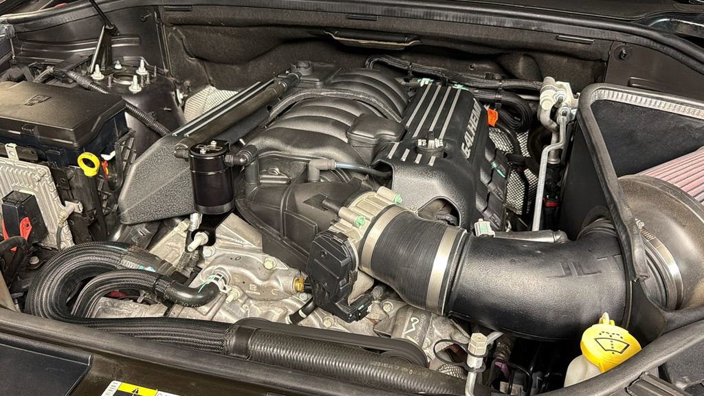 Used 2021 Jeep Grand Cherokee SRT image 36