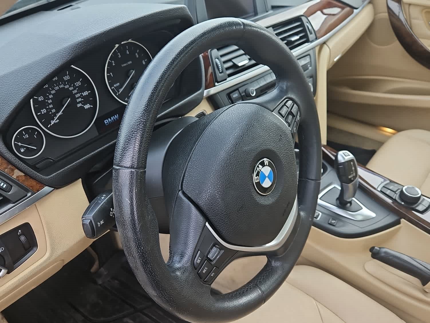 Used 2014 BMW 328i Sedan image 2